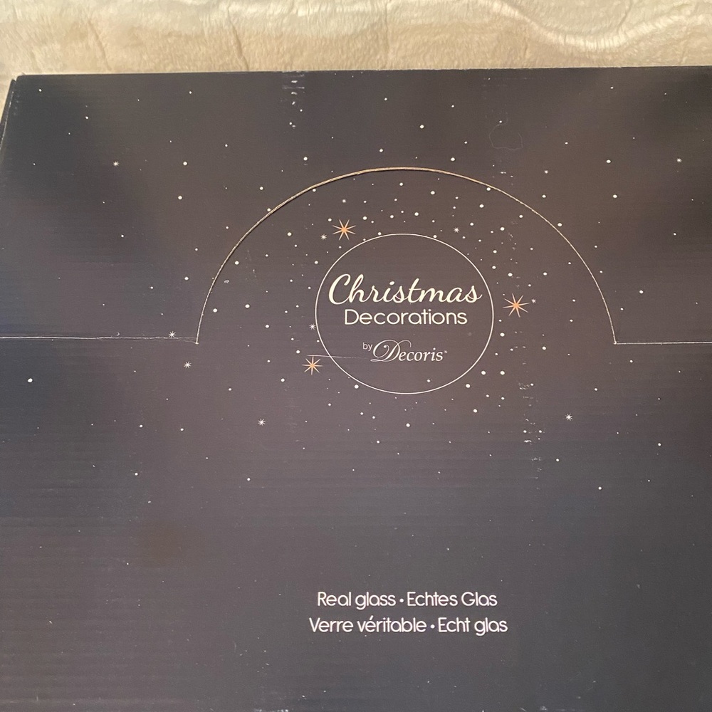 **NEW** Christmas Ornaments Shades of blue.12 ornaments/box. - Picture 14 of 14